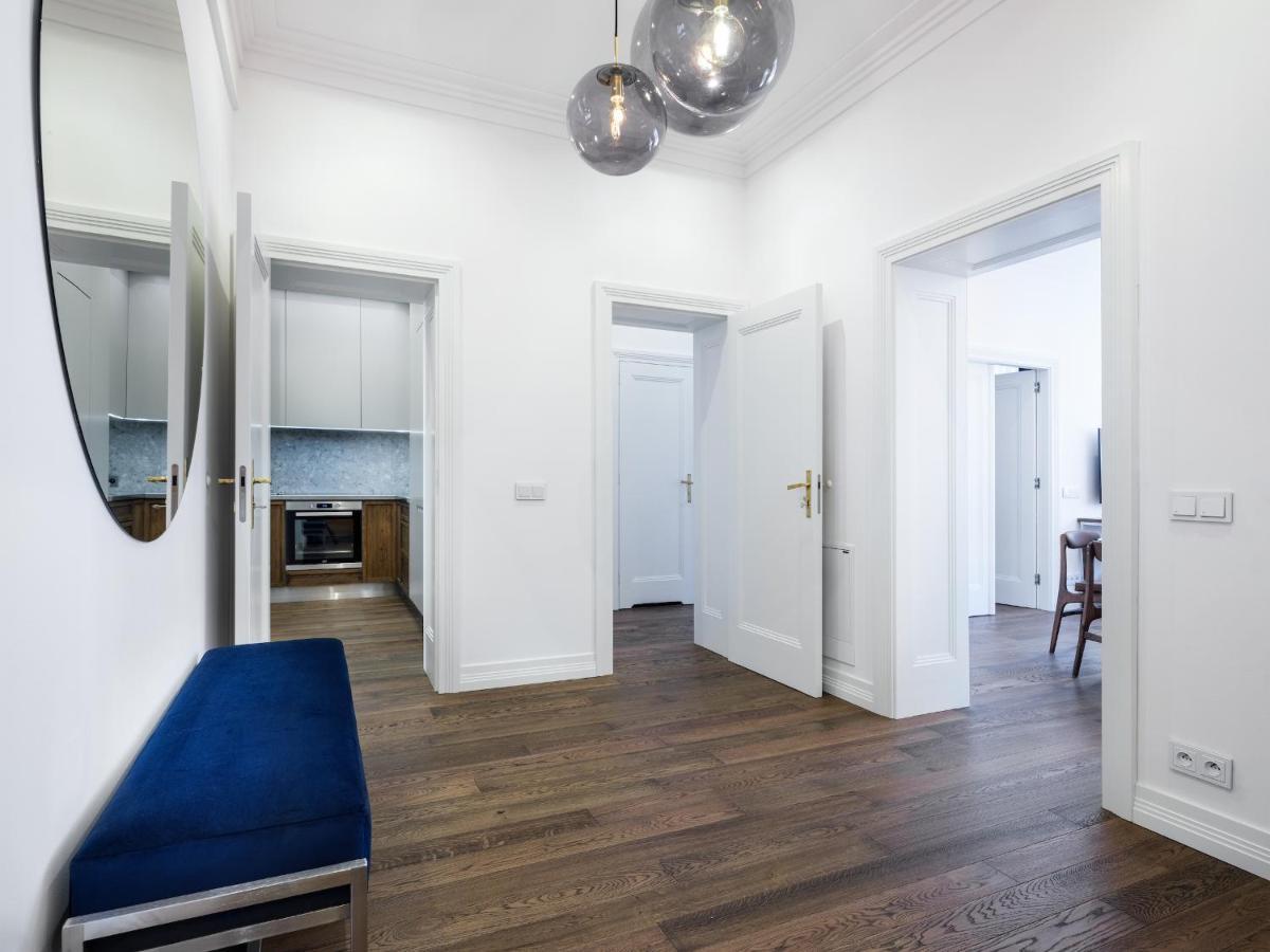 Three-Bedroom Apartment 9 Zygmunta Krasinskiego Avenue