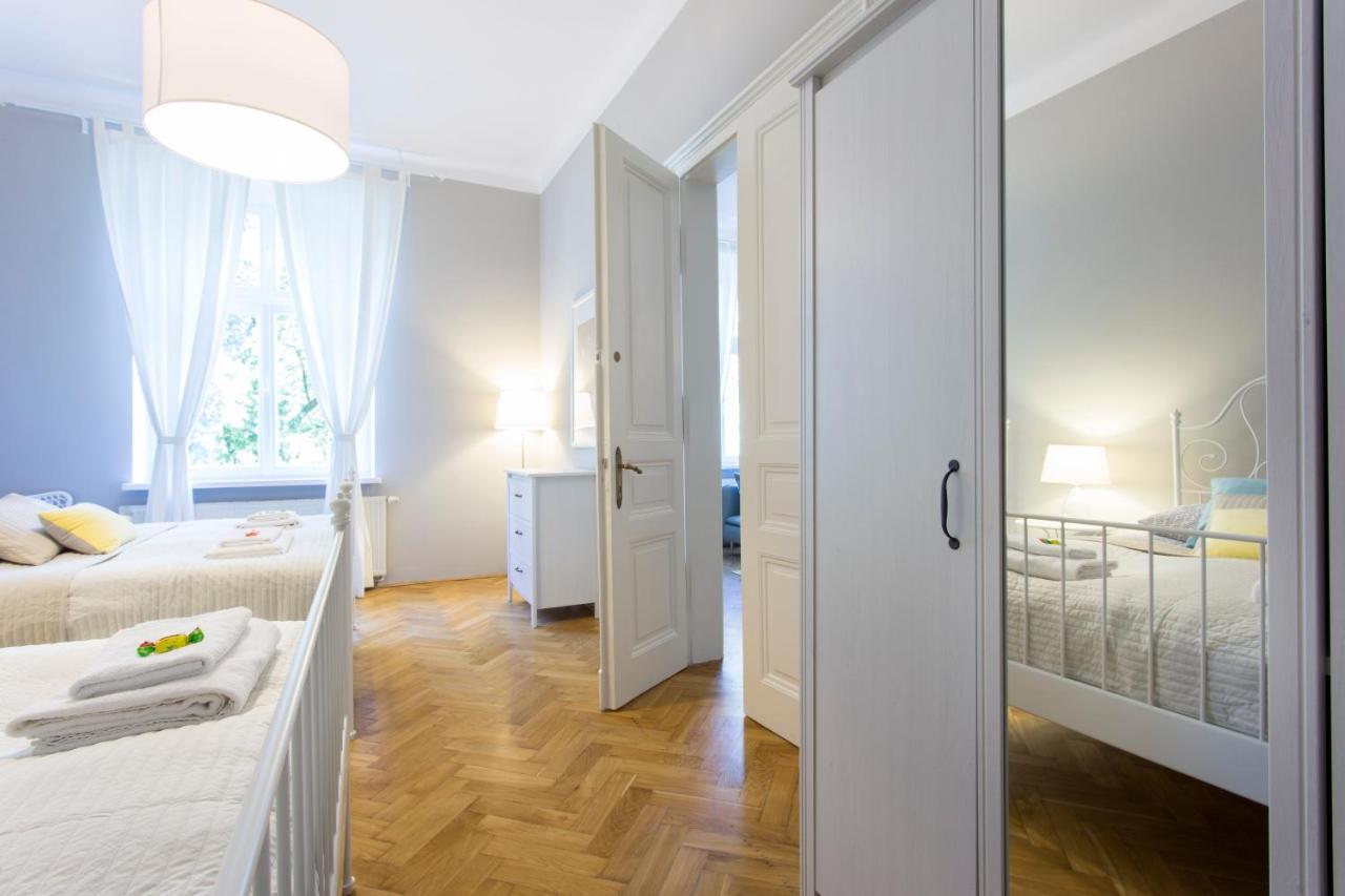 Two-bedrooms Apartment balcony 32 Marszalka Josefa Pilsudskiego Street