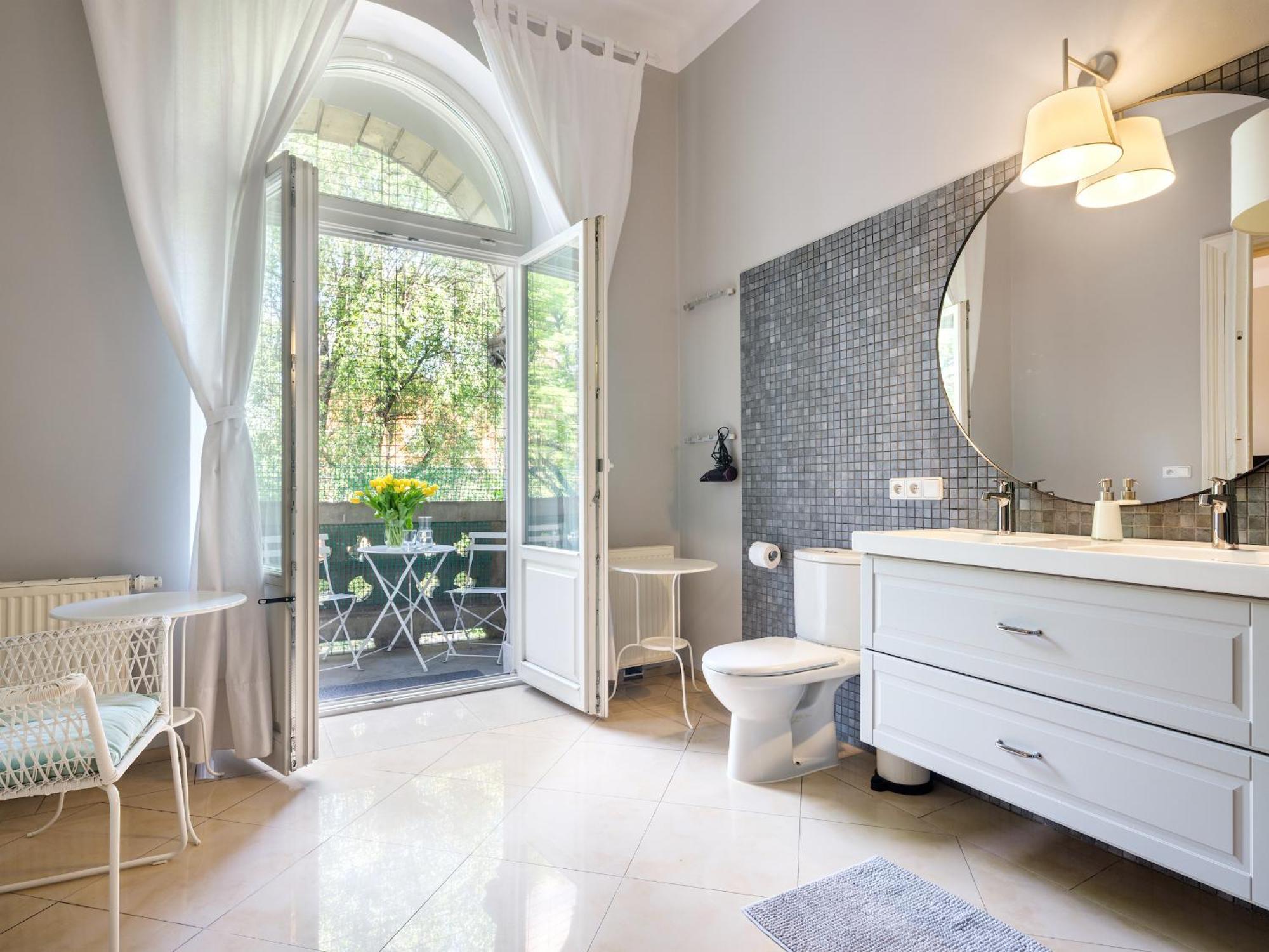 Two-bedrooms Apartment balcony 32 Marszalka Josefa Pilsudskiego Street