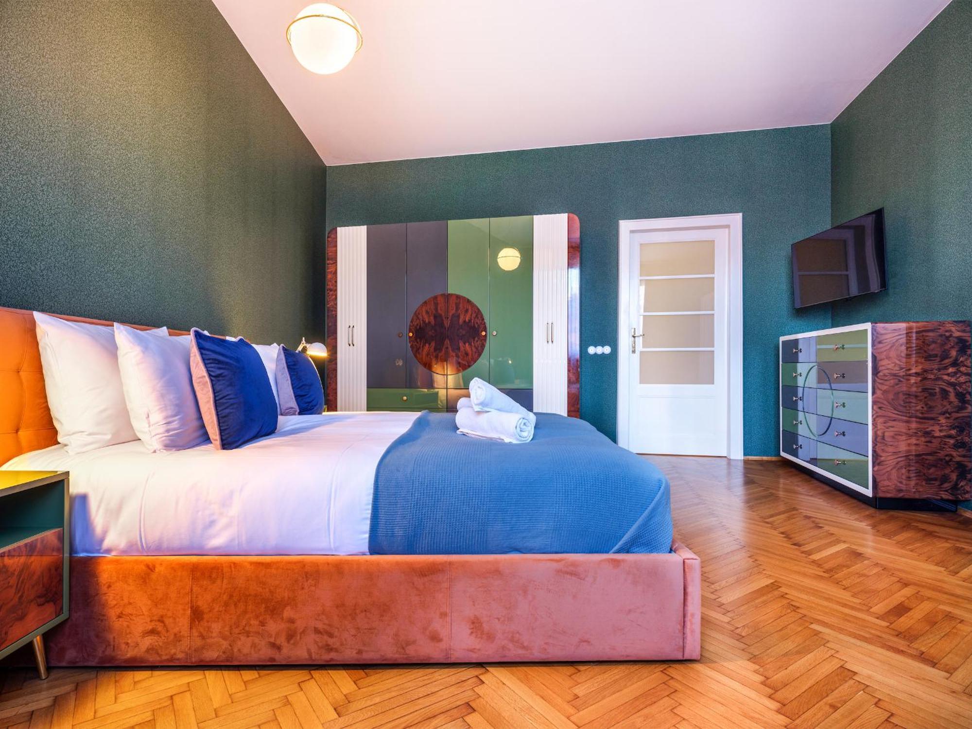 26 Retoryka Street Two-bedrooms Apartment balcony