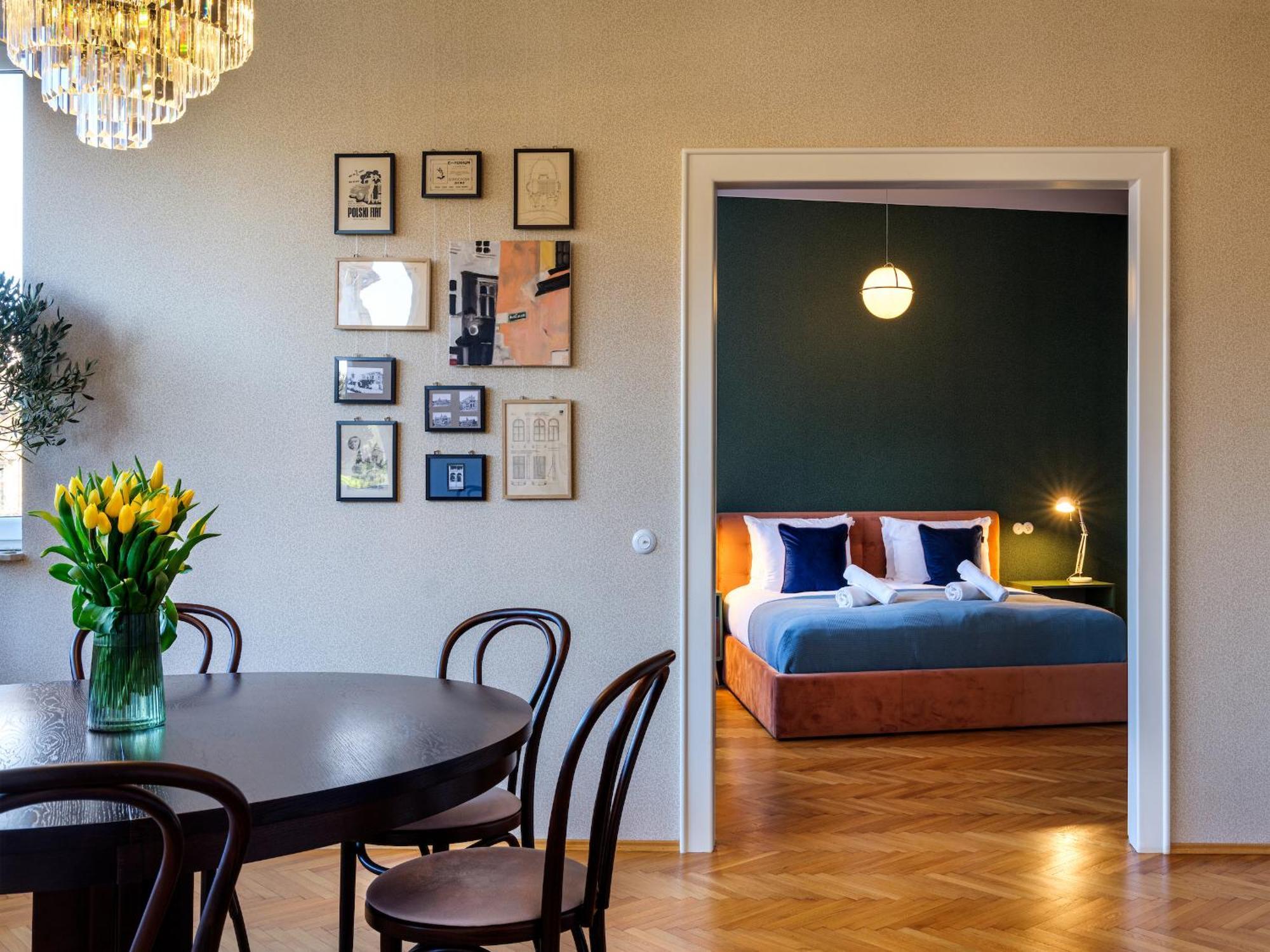 26 Retoryka Street Two-bedrooms Apartment balcony