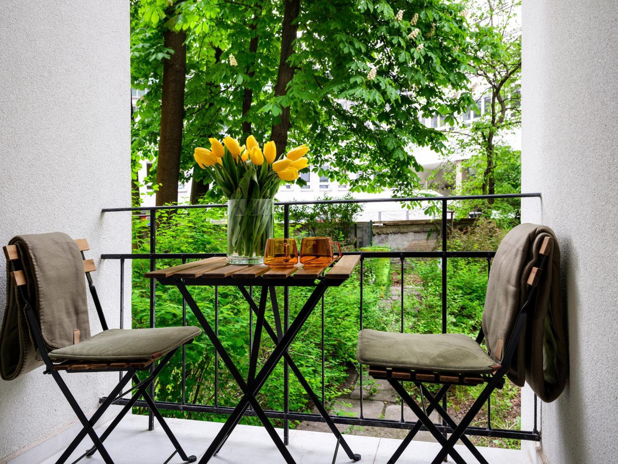 Two-bedrooms Apartment balcony I 5 Wenecja street