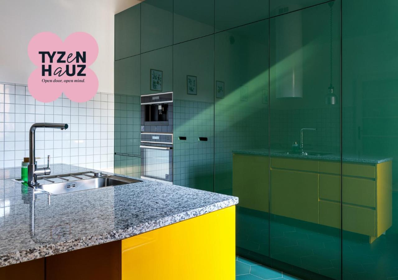 26 Retoryka Street Two-bedrooms Apartment balcony